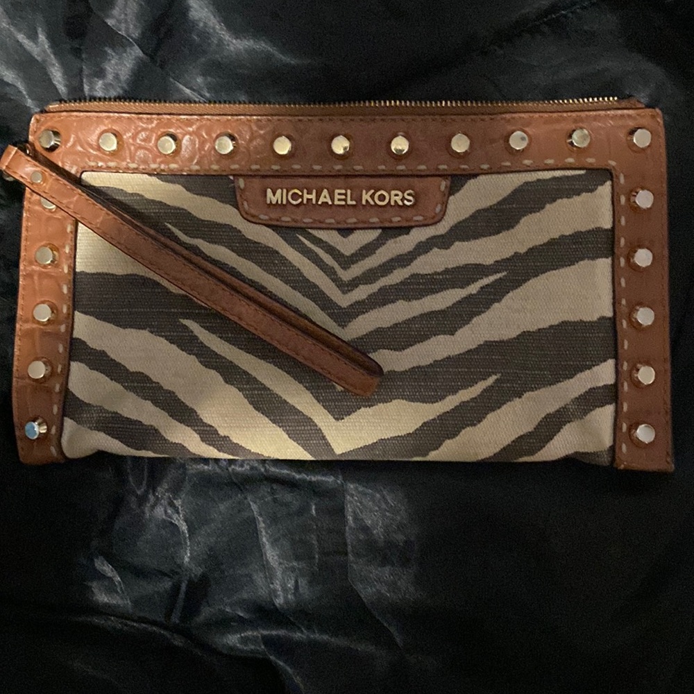 Authentic Michael kors clutch